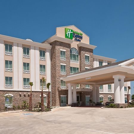 Holiday Inn Express Hotel And Suites Pearsall By Ihg Exterior photo